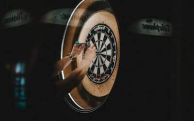 Darts Gruppierung verbessern: 5 Übungen für engere Trefferbilder